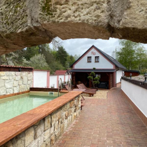 SG chalupa ŠTIKOV - Podkrkonoší - s celoročním privátním wellness, Nova Paka